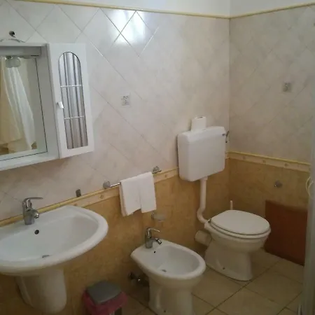 Guest house Due Passi E Il Mare Castel di Tusa